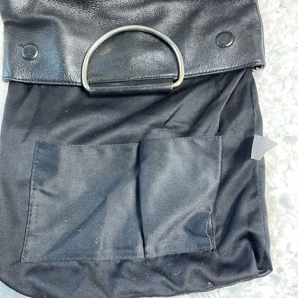 CYNTHIA ROWLEY BLACK LEATHER CONVERTIBLE FOLD-OVER SATCHEL TOTE . - Picture 11 of 12